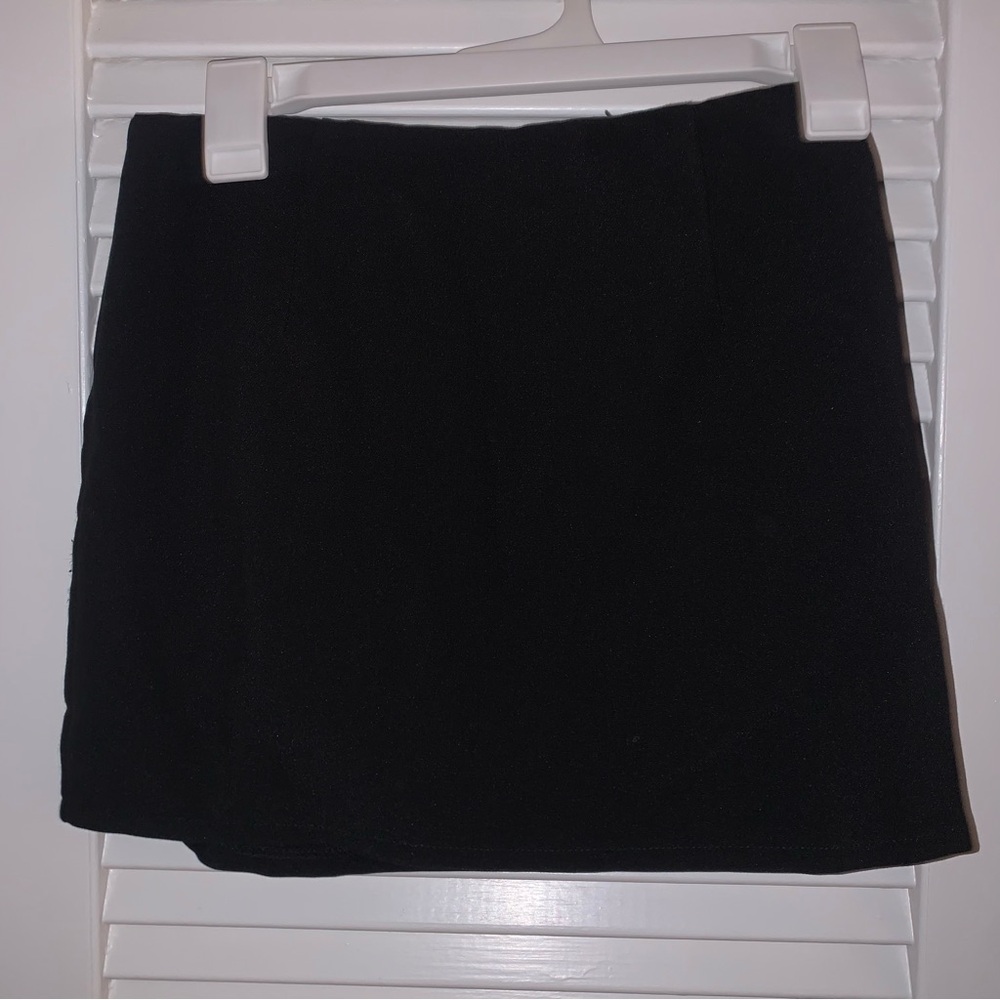 Sincerely Jules Black Mini Skort